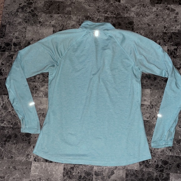 Nike sweatshirt - Picture 8 of 8